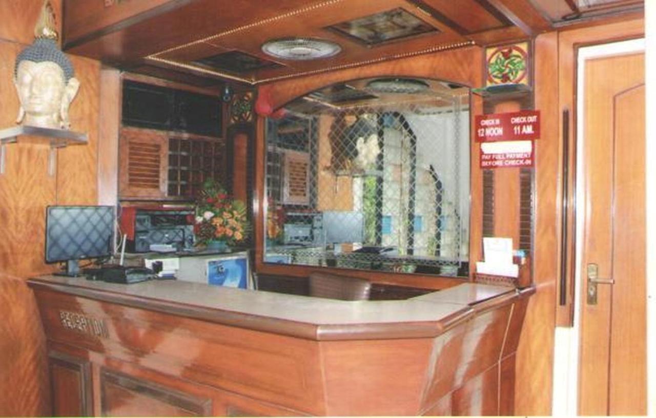 Hotel Siddhartha Mumbai Bagian luar foto